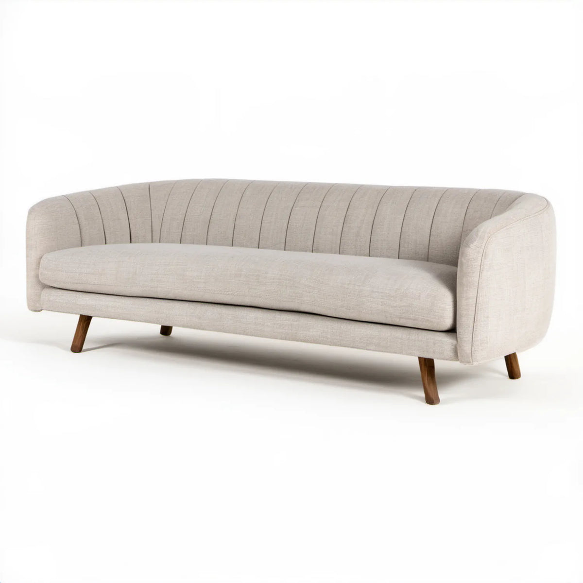 Trzyosobowa sofa beżowa z tapicerką poliestrową i nogami w kolorze orzechowym, 210 × 88 × 78 cm